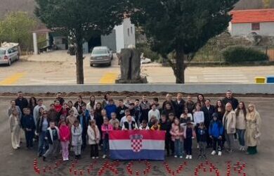 Vukovar i Škabrnja u našim srcima