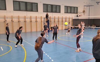 Učenice sudjelovale na međugradskom natjecanju u odbojci